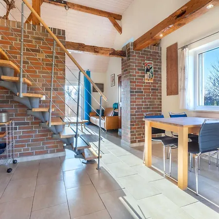 Ostseelandhaus Mit Suedterrasse Und Teich Ofc 07 Beiershagen