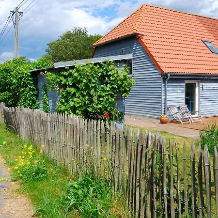 Ostseelandhaus Mit Suedterrasse Und Teich Ofc 07 Apartman