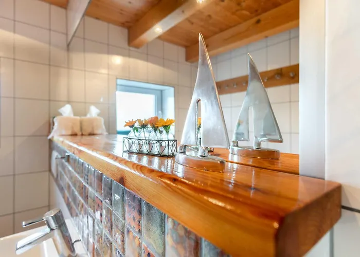 شقة Ostseelandhaus Mit Suedterrasse Und Teich Ofc 07