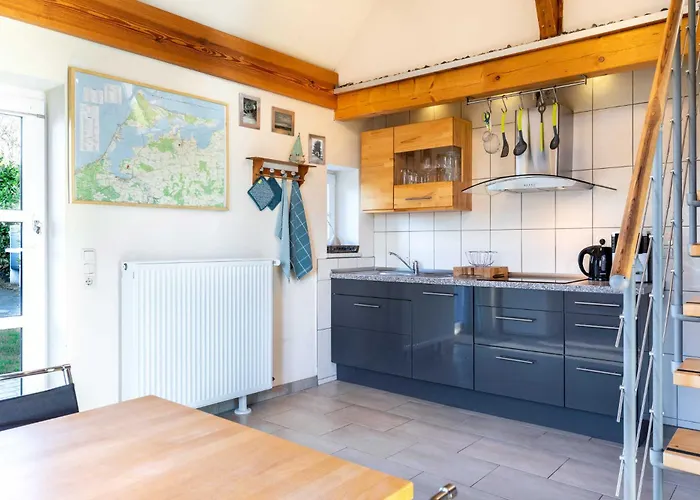 Ostseelandhaus Mit Suedterrasse Und Teich Ofc 07 Beiershagen