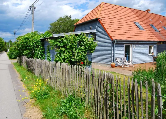 شقة Ostseelandhaus Mit Suedterrasse Und Teich Ofc 07